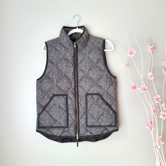 J. CREW Women's Excursion Down Filled Quilted Puffer Vest - Picture 4 of 11